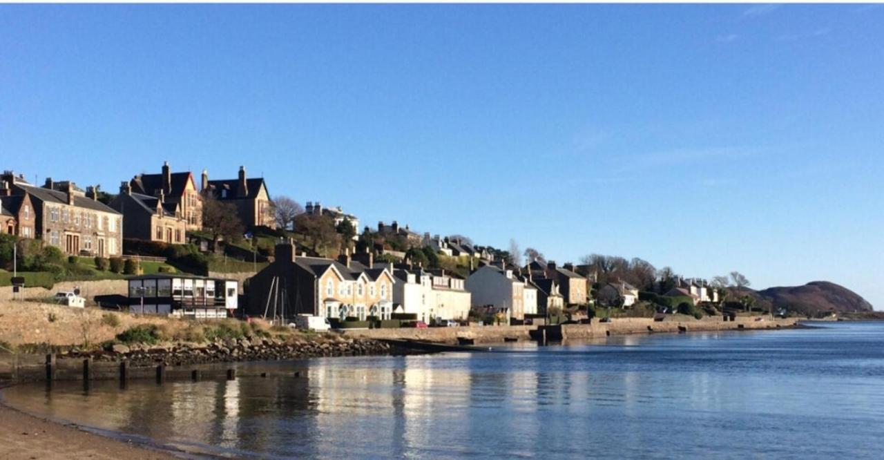 Inviting 1-Bed Apartment In Campbeltown Loch Views Exterior foto