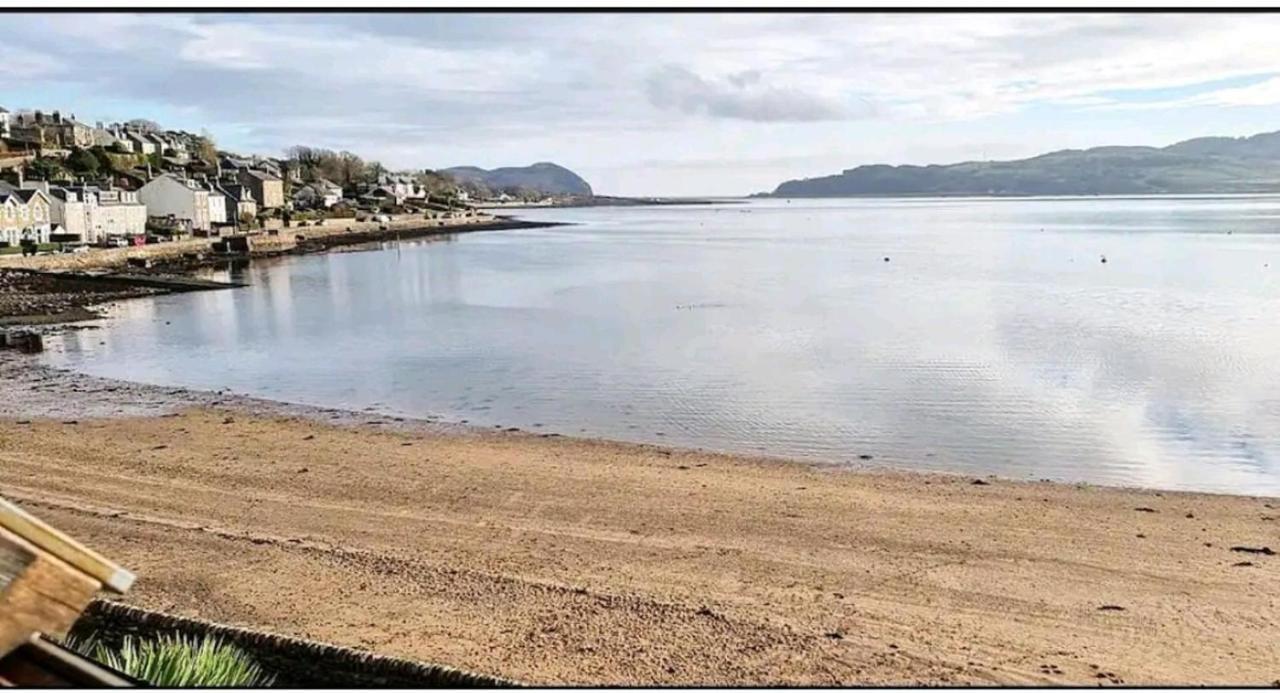 Inviting 1-Bed Apartment In Campbeltown Loch Views Exterior foto
